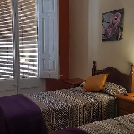 Piso Romantico Y Espacioso Tremp Eksteriør bilde