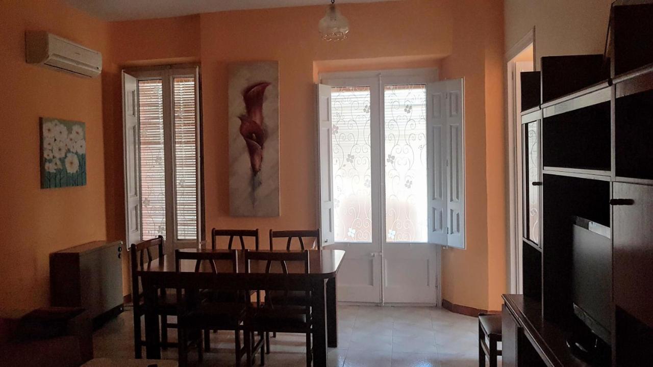 Piso Romantico Y Espacioso Tremp Eksteriør bilde