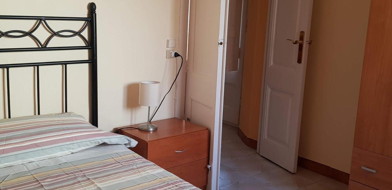 Piso Romantico Y Espacioso Tremp Eksteriør bilde